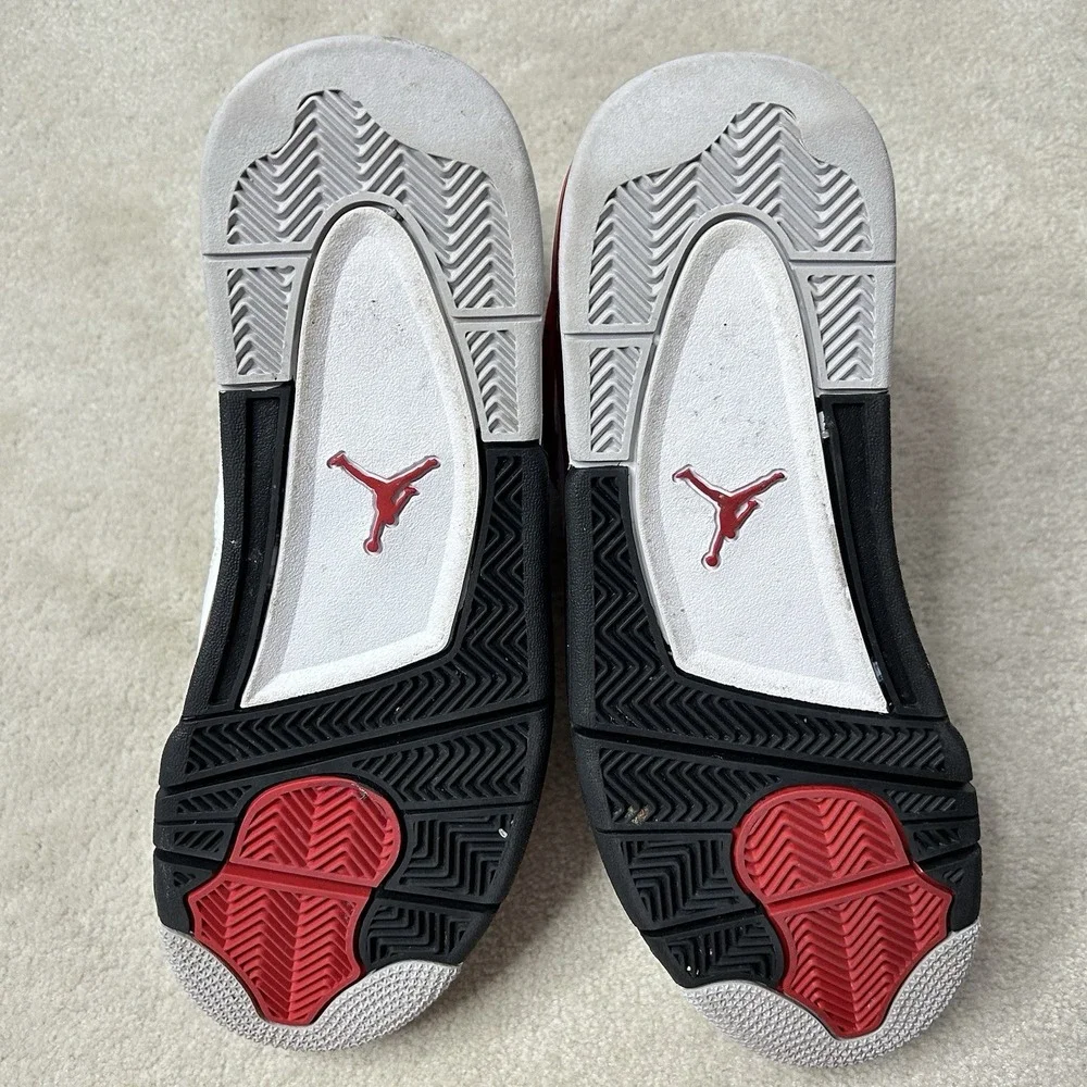Nike Air Jordan Retro 4 Men's 9 Red Cement Sneaker DN6927 161 Shoes Worn Once